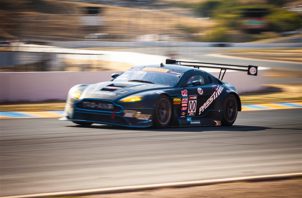 Christina Nielsen i Aston Martin V12 Vantage ved Pirelli World Challenge. Ved Petit Le Mans kører hun i TRG's GT Daytona udgave af samme bil
(Foto: Nate Napierala)